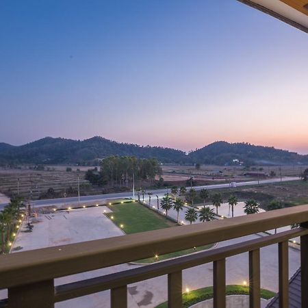 Sann View Hotel Thoeng Luaran gambar