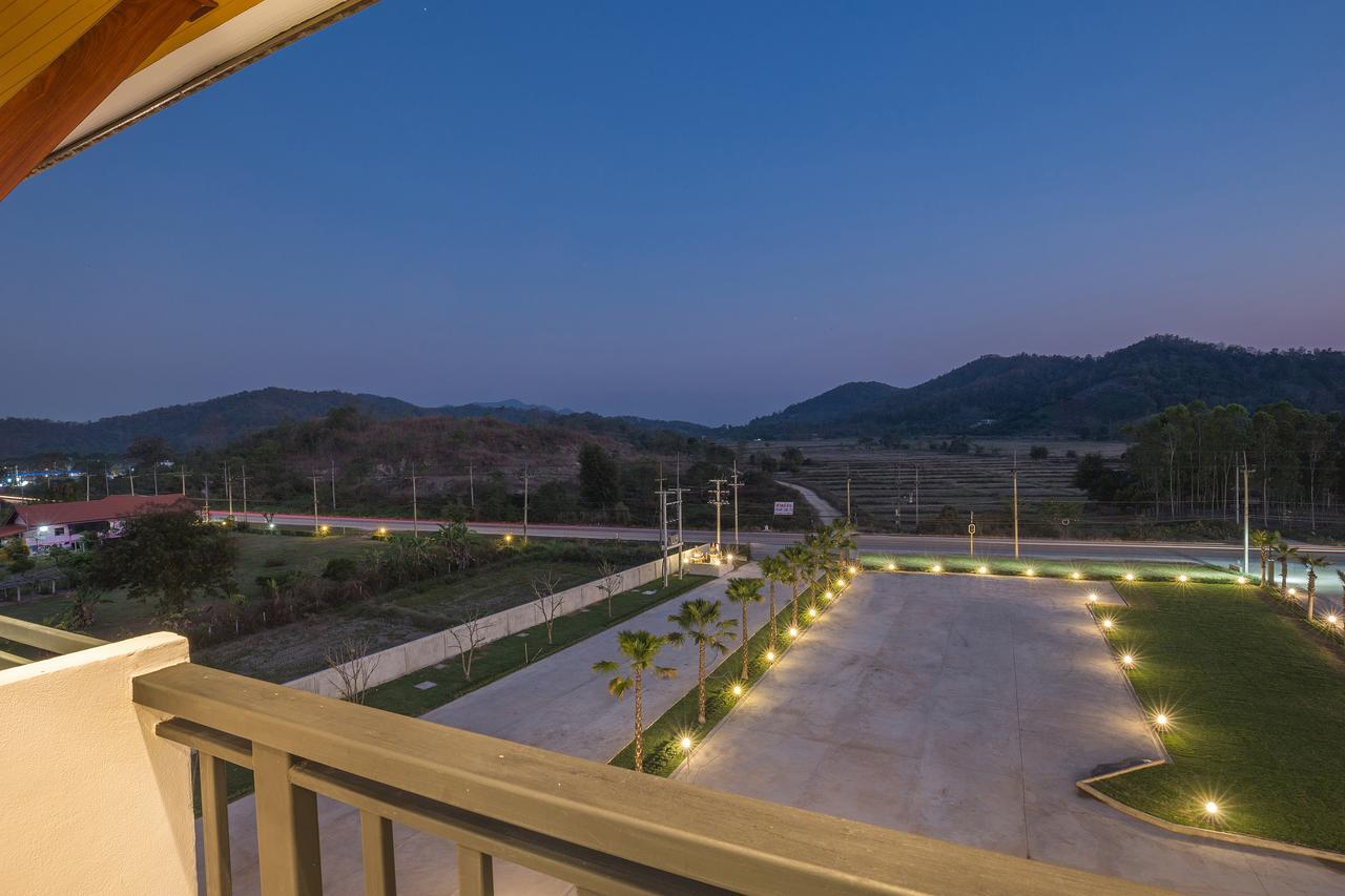 Sann View Hotel Thoeng Luaran gambar